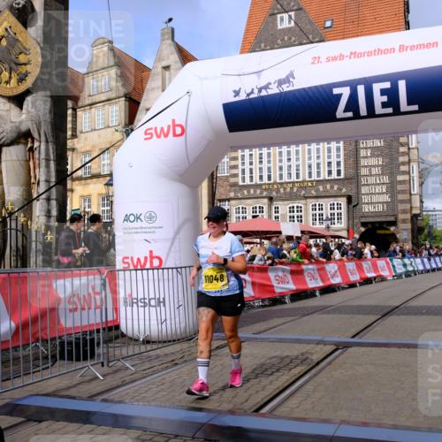 13.09.2026 - 21. swb-Marathon Bremen Tim E. http://msf.ph/oto/10343397 13.09.2026 11:13:29 Ziel 10804, 10893, 11048, 11357, 11627, 12060, 12393, 12418 meine-sportfotos.de
