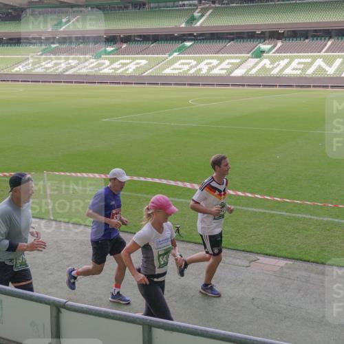 13.09.2026 - 21. swb-Marathon Bremen Michael Burmester http://msf.ph/oto/10343410 13.09.2026 13:27:57 Laufen im Stadion 111, 186, 220, 357, 364, 390, 478, 597, 726, 829, 833, 888, 925, 1079, 1220, 1298, 1325, 1412, 1496, 1608, 1700, 1741, 1769, 1958, 1961, 1984, 2236, 2273, 2309, 2365, 2388, 2404, 2428, 2472, 2502, 2507, 2542, 2574, 2582, 2593, 2725, 2743, 2748, 2875, 2876, 2923, 2965, 3045, 3050, 3061, 3073, 3084, 3154, 3184, 3219, 3540, 3589, 3592, 3694, 3756, 3826, 3853, 3885, 3907, 3978, 4108, 4238, 4457, 4660 meine-sportfotos.de