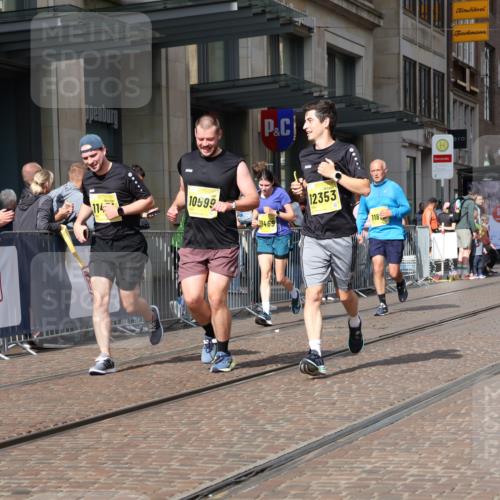 13.09.2026 - 21. swb-Marathon Bremen Strokosch-Dieckow http://msf.ph/oto/10343423 13.09.2026 11:08:41 Ziel 10217, 10321, 10455, 10469, 10570, 10599, 10630, 11011, 11053, 11074, 11091, 11138, 11304, 11434, 11531, 11578, 11812, 11905, 12155, 12192, 12256, 12337, 12353, 12438, 12517, 12554, 10229, 10399, 10609, 11065, 11124, 11358, 11421, 11509, 11560, 11561, 11678, 11710, 11718, 11834, 11888, 11968, 12073, 12162, 12164, 12315, 12410, 12516 meine-sportfotos.de