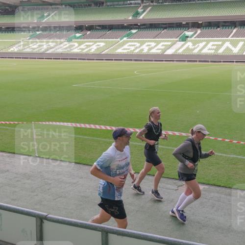 13.09.2026 - 21. swb-Marathon Bremen Michael Burmester http://msf.ph/oto/10343425 13.09.2026 13:28:00 Laufen im Stadion 111, 186, 220, 357, 364, 390, 478, 597, 726, 829, 833, 888, 925, 1079, 1220, 1298, 1325, 1412, 1496, 1608, 1700, 1741, 1769, 1777, 1958, 1961, 1984, 2236, 2273, 2309, 2365, 2388, 2404, 2428, 2472, 2502, 2507, 2542, 2574, 2582, 2593, 2725, 2743, 2748, 2875, 2876, 2923, 3045, 3050, 3061, 3073, 3084, 3154, 3184, 3219, 3540, 3589, 3592, 3595, 3694, 3756, 3798, 3826, 3853, 3885, 3907, 3978, 3987, 4108, 4238, 4457, 4660 meine-sportfotos.de