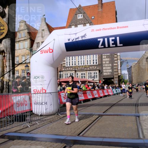 13.09.2026 - 21. swb-Marathon Bremen Tim E. http://msf.ph/oto/10343468 13.09.2026 11:13:41 Ziel 10484, 10545, 10883, 11392, 11670, 11954, 12280, 12460, 12521 meine-sportfotos.de