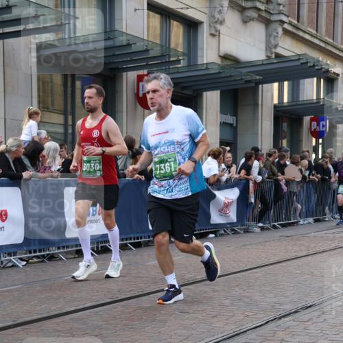 13.09.2026 - 21. swb-Marathon Bremen Strokosch-Dieckow http://msf.ph/oto/10343482 13.09.2026 13:28:54 Ziel 303, 394, 565, 596, 651, 687, 745, 936, 1274, 1365, 1387, 1545, 1688, 1823, 2023, 2070, 2223, 2867, 3258, 3796, 3846, 3912, 3938, 4541, 4590, 5036, 5225, 6030, 7149, 7361, 7631, 7860, 8007, 8066, 8099, 8277, 8338, 8675, 8984, 9249, 9661, 9889, 10128, 430, 613, 722, 725, 936, 1014, 1914, 2276, 2378, 2851, 2891, 3348, 3419, 3444, 3665, 4102, 4564, 5267, 6914, 6957, 7263, 7527, 8938, 9176, 13012 meine-sportfotos.de