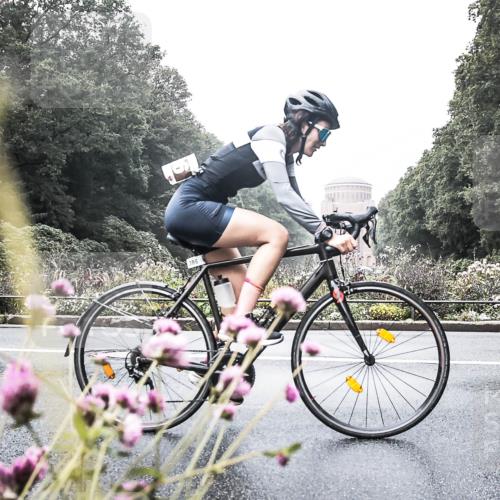 13.09.2026 - Stadtparktriathlon H.Heesch http://msf.ph/oto/10343484 13.09.2026 10:21:01 Radfahren 298, 324, 354, 357, 386 meine-sportfotos.de