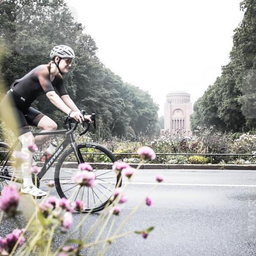 13.09.2026 - Stadtparktriathlon H.Heesch http://msf.ph/oto/10343518 13.09.2026 10:21:20 Radfahren 237, 265, 331, 353, 358, 392 meine-sportfotos.de