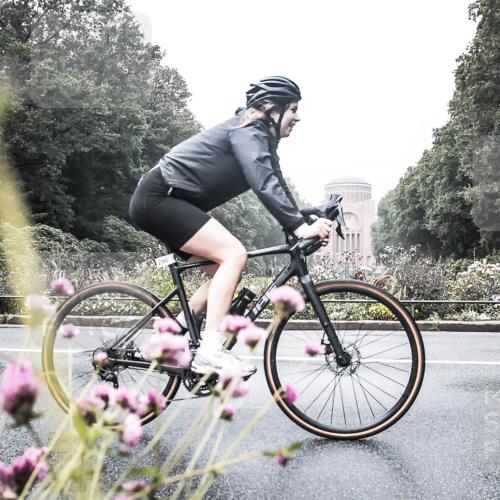 13.09.2026 - Stadtparktriathlon H.Heesch http://msf.ph/oto/10343538 13.09.2026 10:21:27 Radfahren 220, 294, 296, 326, 331, 363, 392, 413 meine-sportfotos.de