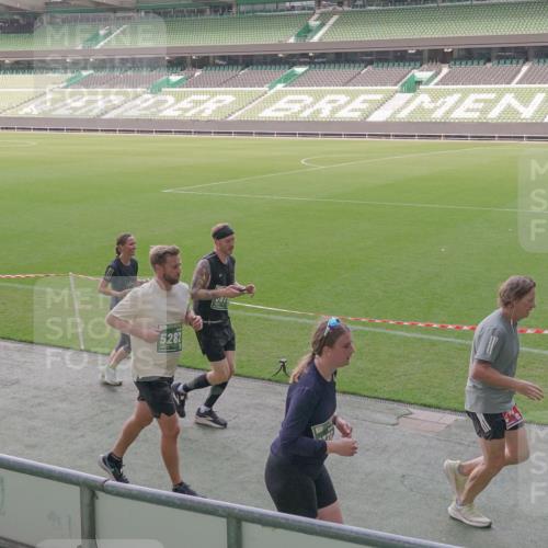 13.09.2026 - 21. swb-Marathon Bremen Michael Burmester http://msf.ph/oto/10343542 13.09.2026 13:28:15 Laufen im Stadion 111, 186, 220, 357, 364, 478, 597, 685, 726, 729, 829, 888, 925, 986, 1079, 1220, 1298, 1325, 1384, 1412, 1496, 1608, 1700, 1741, 1769, 1777, 1958, 1961, 1984, 2236, 2365, 2388, 2404, 2472, 2502, 2507, 2542, 2574, 2593, 2725, 2743, 2748, 2862, 2868, 2875, 2876, 2923, 2924, 2991, 3045, 3050, 3061, 3073, 3154, 3184, 3219, 3238, 3321, 3540, 3589, 3592, 3594, 3595, 3678, 3694, 3756, 3798, 3826, 3853, 3885, 3907, 3978, 3987, 4108, 4238, 4457, 4660 meine-sportfotos.de