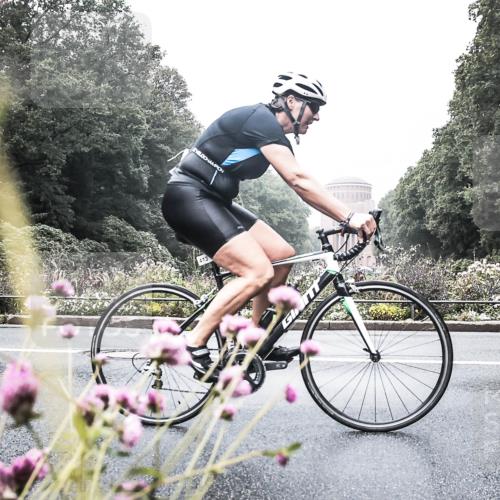 13.09.2026 - Stadtparktriathlon H.Heesch http://msf.ph/oto/10343543 13.09.2026 10:21:29 Radfahren 220, 268, 294, 296, 326, 363, 413 meine-sportfotos.de