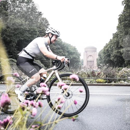 13.09.2026 - Stadtparktriathlon H.Heesch http://msf.ph/oto/10343563 13.09.2026 10:21:33 Radfahren 220, 239, 268, 294, 303, 321, 326, 401 meine-sportfotos.de
