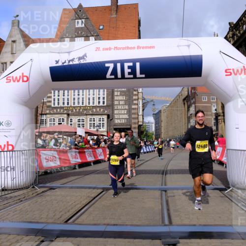 13.09.2026 - 21. swb-Marathon Bremen Tim E. http://msf.ph/oto/10343564 13.09.2026 11:13:45 Ziel 10484, 10545, 10883, 10889, 11084, 11392, 11670, 11954, 12280, 12460, 12521 meine-sportfotos.de