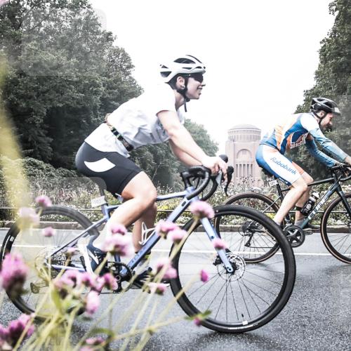 13.09.2026 - Stadtparktriathlon H.Heesch http://msf.ph/oto/10343569 13.09.2026 10:21:34 Radfahren 239, 268, 303, 304, 321, 326, 401, 410 meine-sportfotos.de