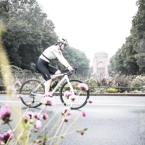 13.09.2026 - Stadtparktriathlon H.Heesch http://msf.ph/oto/10343586 13.09.2026 10:21:44 Radfahren 242, 256, 271, 457, 461 meine-sportfotos.de