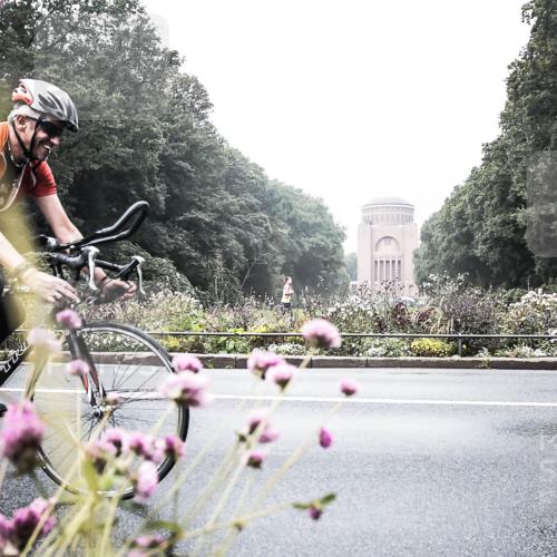 13.09.2026 - Stadtparktriathlon H.Heesch http://msf.ph/oto/10343601 13.09.2026 10:21:48 Radfahren 214, 256, 271, 422, 461 meine-sportfotos.de