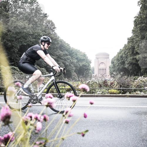13.09.2026 - Stadtparktriathlon H.Heesch http://msf.ph/oto/10343618 13.09.2026 10:21:52 Radfahren 214, 332, 342, 422 meine-sportfotos.de