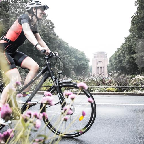 13.09.2026 - Stadtparktriathlon H.Heesch http://msf.ph/oto/10343638 13.09.2026 10:21:58 Radfahren 234, 371 meine-sportfotos.de