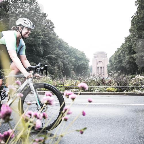 13.09.2026 - Stadtparktriathlon H.Heesch http://msf.ph/oto/10343643 13.09.2026 10:22:05 Radfahren 449 meine-sportfotos.de