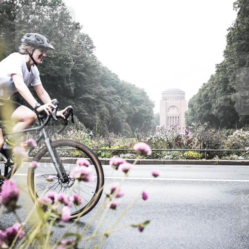 13.09.2026 - Stadtparktriathlon H.Heesch http://msf.ph/oto/10343688 13.09.2026 10:22:32 Radfahren 246, 327 meine-sportfotos.de