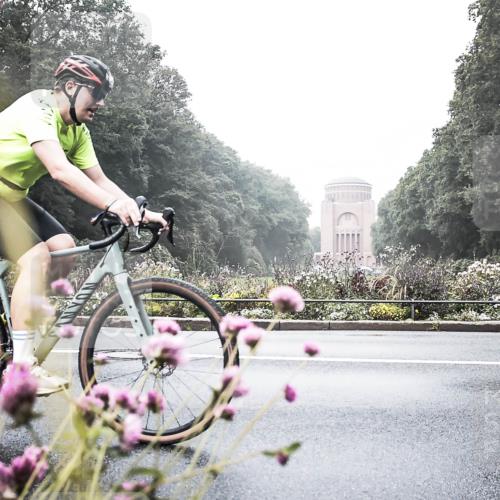 13.09.2026 - Stadtparktriathlon H.Heesch http://msf.ph/oto/10343716 13.09.2026 10:22:45 Radfahren 217, 285, 319, 339, 375, 431, 435, 442 meine-sportfotos.de