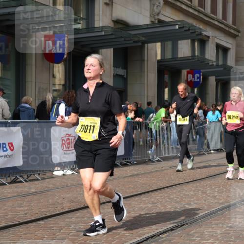 13.09.2026 - 21. swb-Marathon Bremen Strokosch-Dieckow http://msf.ph/oto/10343731 13.09.2026 11:08:52 Ziel 10217, 10314, 10321, 10455, 10570, 10630, 10664, 10686, 10694, 10983, 11011, 11091, 11138, 11304, 11531, 11578, 11764, 11812, 11882, 11905, 11915, 11987, 12155, 12192, 12337, 12491, 12554, 13607, 10229, 10399, 10469, 10599, 10609, 11053, 11065, 11074, 11358, 11421, 11434, 11678, 11710, 11718, 11812, 11834, 12162, 12256, 12353, 12438, 12516, 12517 meine-sportfotos.de