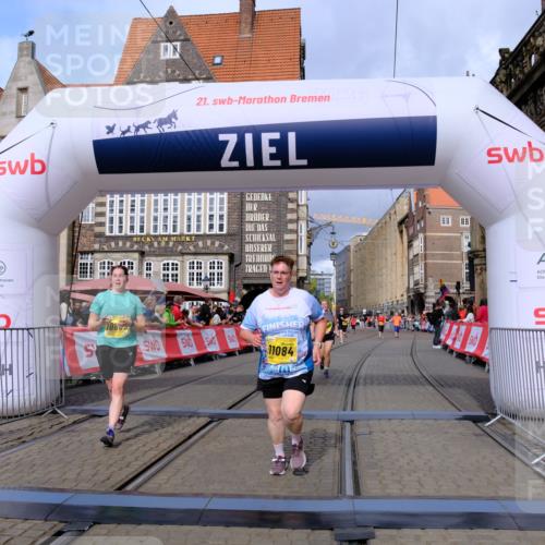 13.09.2026 - 21. swb-Marathon Bremen Tim E. http://msf.ph/oto/10343735 13.09.2026 11:13:53 Ziel 10484, 10545, 10766, 10883, 10889, 11084, 11392, 11670, 11954, 11999, 12010, 12280, 12460, 12521 meine-sportfotos.de