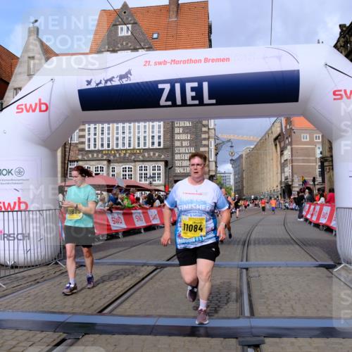 13.09.2026 - 21. swb-Marathon Bremen Tim E. http://msf.ph/oto/10343758 13.09.2026 11:13:53 Ziel 10484, 10545, 10766, 10883, 10889, 11084, 11392, 11670, 11954, 11999, 12010, 12280, 12460, 12521 meine-sportfotos.de