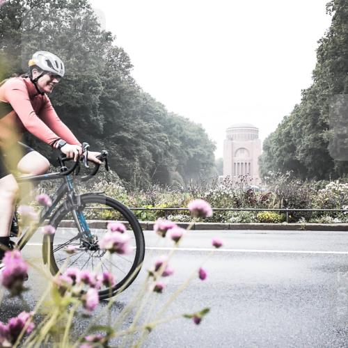 13.09.2026 - Stadtparktriathlon H.Heesch http://msf.ph/oto/10343760 13.09.2026 10:23:04 Radfahren 231, 362 meine-sportfotos.de