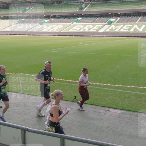 13.09.2026 - 21. swb-Marathon Bremen Michael Burmester http://msf.ph/oto/10343777 13.09.2026 13:28:49 Laufen im Stadion 111, 220, 357, 422, 476, 478, 597, 685, 726, 729, 754, 829, 888, 925, 986, 1079, 1217, 1220, 1270, 1298, 1325, 1384, 1496, 1615, 1741, 1769, 1777, 1958, 1984, 2236, 2326, 2365, 2436, 2472, 2502, 2546, 2574, 2593, 2740, 2743, 2862, 2868, 2876, 2924, 2991, 3020, 3061, 3129, 3154, 3219, 3238, 3274, 3321, 3361, 3563, 3589, 3594, 3595, 3605, 3678, 3694, 3755, 3758, 3798, 3826, 3853, 3885, 3907, 3953, 3965, 3971, 3978, 3987, 4011, 4108, 4238, 4457, 4660 meine-sportfotos.de