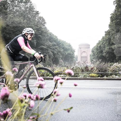 13.09.2026 - Stadtparktriathlon H.Heesch http://msf.ph/oto/10343782 13.09.2026 10:23:19 Radfahren 407, 456 meine-sportfotos.de