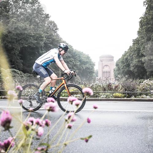 13.09.2026 - Stadtparktriathlon H.Heesch http://msf.ph/oto/10343788 13.09.2026 10:23:24 Radfahren 230, 341 meine-sportfotos.de