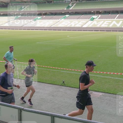 13.09.2026 - 21. swb-Marathon Bremen Michael Burmester http://msf.ph/oto/10343800 13.09.2026 13:28:51 Laufen im Stadion 111, 220, 357, 422, 476, 478, 597, 685, 726, 729, 754, 829, 888, 925, 986, 1079, 1217, 1220, 1270, 1298, 1325, 1384, 1496, 1615, 1741, 1769, 1777, 1958, 1984, 2236, 2326, 2365, 2436, 2472, 2502, 2546, 2574, 2593, 2740, 2743, 2830, 2862, 2868, 2876, 2924, 2991, 3020, 3053, 3061, 3129, 3154, 3219, 3238, 3274, 3321, 3361, 3563, 3589, 3594, 3595, 3605, 3678, 3694, 3755, 3758, 3798, 3826, 3853, 3885, 3907, 3953, 3965, 3971, 3978, 3987, 4011, 4108, 4238, 4457, 4660 meine-sportfotos.de