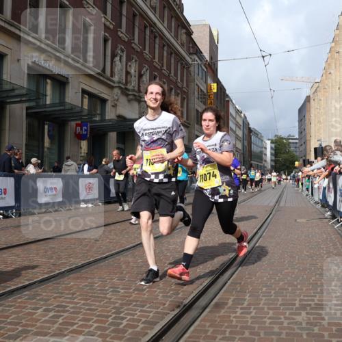 13.09.2026 - 21. swb-Marathon Bremen Strokosch-Dieckow http://msf.ph/oto/10343804 13.09.2026 11:08:54 Ziel 10217, 10314, 10321, 10455, 10570, 10630, 10664, 10686, 10694, 10823, 10983, 11011, 11091, 11138, 11304, 11531, 11578, 11764, 11882, 11883, 11905, 11915, 11987, 11995, 12155, 12192, 12322, 12337, 12491, 12554, 13607, 10217, 10399, 10469, 10599, 10609, 11053, 11074, 11358, 11421, 11434, 11678, 11710, 11718, 11812, 11834, 12162, 12256, 12353, 12438, 12517 meine-sportfotos.de