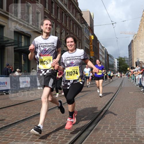 13.09.2026 - 21. swb-Marathon Bremen Strokosch-Dieckow http://msf.ph/oto/10343822 13.09.2026 11:08:54 Ziel 10217, 10314, 10321, 10455, 10570, 10630, 10664, 10686, 10694, 10823, 10983, 11011, 11091, 11138, 11304, 11531, 11578, 11764, 11882, 11883, 11905, 11915, 11987, 11995, 12155, 12192, 12322, 12337, 12491, 12554, 13607, 10217, 10399, 10469, 10599, 10609, 11053, 11074, 11358, 11421, 11434, 11678, 11710, 11718, 11812, 11834, 12162, 12256, 12353, 12438, 12517 meine-sportfotos.de