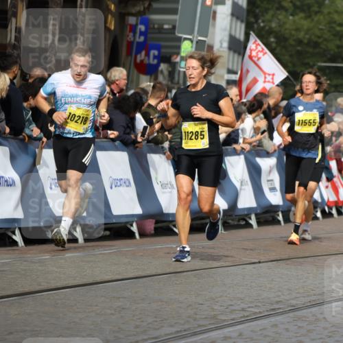 13.09.2026 - 21. swb-Marathon Bremen Strokosch-Dieckow http://msf.ph/oto/10343844 13.09.2026 10:52:04 Ziel 10162, 10183, 10281, 10348, 10467, 10641, 11273, 11542, 11685, 11733, 11777, 11784, 11962, 12329, 10588, 11371, 11487, 11610, 12319, 13578 meine-sportfotos.de
