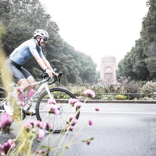 13.09.2026 - Stadtparktriathlon H.Heesch http://msf.ph/oto/10343866 13.09.2026 10:24:35 Radfahren 287, 289 meine-sportfotos.de