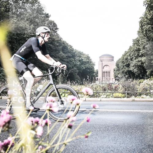 13.09.2026 - Stadtparktriathlon H.Heesch http://msf.ph/oto/10343874 13.09.2026 10:45:49 Radfahren 406, 487, 543, 550 meine-sportfotos.de