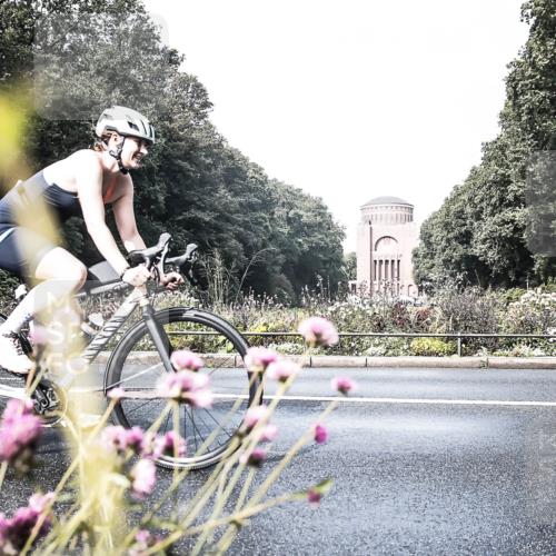 13.09.2026 - Stadtparktriathlon H.Heesch http://msf.ph/oto/10343901 13.09.2026 10:45:54 Radfahren 429, 487 meine-sportfotos.de