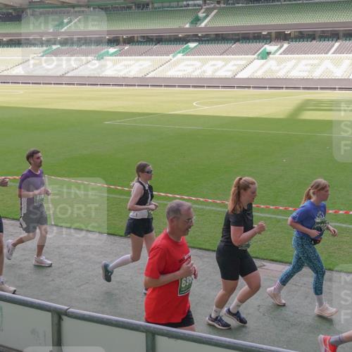 13.09.2026 - 21. swb-Marathon Bremen Michael Burmester http://msf.ph/oto/10343902 13.09.2026 13:29:00 Laufen im Stadion 111, 171, 220, 422, 476, 478, 685, 726, 729, 754, 829, 888, 925, 986, 1079, 1217, 1220, 1242, 1270, 1298, 1325, 1384, 1496, 1615, 1741, 1777, 1886, 1958, 1984, 2236, 2238, 2326, 2365, 2436, 2472, 2502, 2546, 2574, 2593, 2740, 2743, 2830, 2862, 2868, 2876, 2924, 2991, 3020, 3053, 3061, 3129, 3154, 3238, 3274, 3321, 3361, 3563, 3589, 3594, 3595, 3605, 3678, 3694, 3755, 3758, 3798, 3826, 3853, 3885, 3898, 3953, 3965, 3971, 3987, 4011, 4108, 4238, 4457, 4660 meine-sportfotos.de