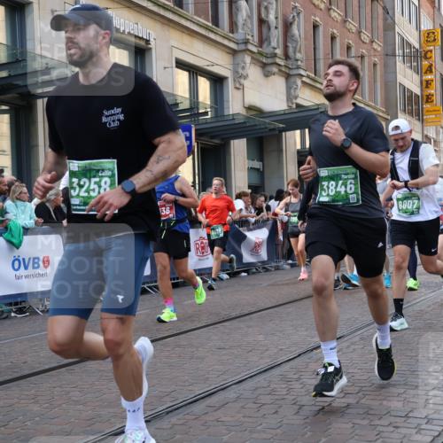 13.09.2026 - 21. swb-Marathon Bremen Strokosch-Dieckow http://msf.ph/oto/10343910 13.09.2026 13:29:05 Ziel 132, 303, 596, 651, 1083, 1243, 1365, 1387, 1545, 1823, 2023, 2076, 2301, 2742, 2867, 2957, 3030, 3258, 3721, 3796, 3846, 3912, 4541, 5036, 5244, 5599, 6030, 6103, 6384, 6499, 6690, 7013, 7149, 7361, 7426, 7631, 7649, 7860, 8007, 8009, 8066, 8099, 8277, 8338, 8675, 8831, 9249, 9661, 9889, 10128, 394, 430, 565, 687, 722, 725, 745, 936, 1014, 1274, 1688, 2070, 2223, 2276, 2378, 2851, 2891, 3419, 3444, 3665, 3938, 4590, 5225, 5267, 7527 meine-sportfotos.de
