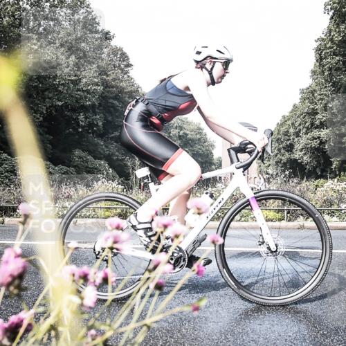 13.09.2026 - Stadtparktriathlon H.Heesch http://msf.ph/oto/10343919 13.09.2026 10:46:11 Radfahren 351, 372, 381, 432, 571 meine-sportfotos.de