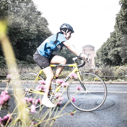 13.09.2026 - Stadtparktriathlon H.Heesch http://msf.ph/oto/10343930 13.09.2026 10:46:14 Radfahren 351, 372, 377, 381, 420, 432 meine-sportfotos.de