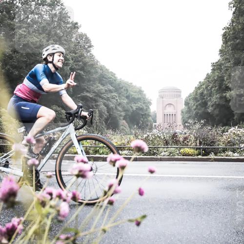 13.09.2026 - Stadtparktriathlon H.Heesch http://msf.ph/oto/10343931 13.09.2026 10:25:29 Radfahren 241, 317, 370, 777 meine-sportfotos.de