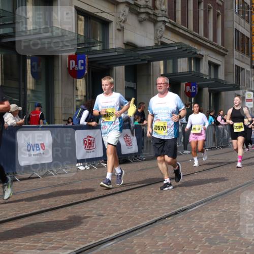 13.09.2026 - 21. swb-Marathon Bremen Strokosch-Dieckow http://msf.ph/oto/10343942 13.09.2026 11:08:56 Ziel 10314, 10321, 10556, 10570, 10630, 10664, 10686, 10694, 10769, 10823, 10981, 10983, 11011, 11091, 11138, 11225, 11304, 11578, 11764, 11882, 11883, 11914, 11915, 11987, 11995, 12155, 12192, 12322, 12337, 12491, 12554, 13607, 10217, 10399, 10455, 10469, 10599, 10609, 11011, 11053, 11074, 11358, 11421, 11434, 11531, 11710, 11718, 11812, 11834, 11905, 12162, 12256, 12353, 12438, 12517 meine-sportfotos.de