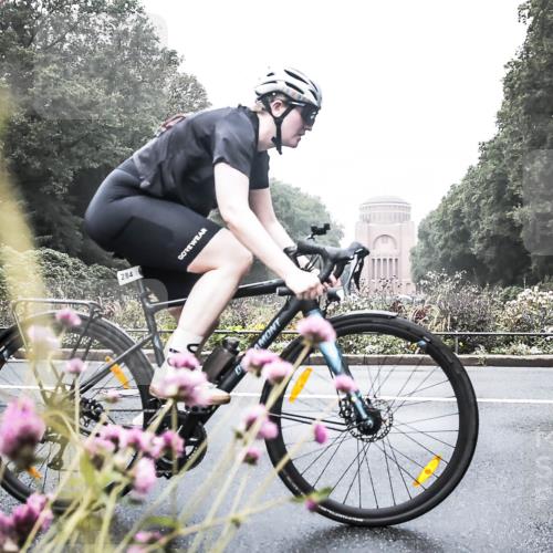 13.09.2026 - Stadtparktriathlon H.Heesch http://msf.ph/oto/10343961 13.09.2026 10:25:49 Radfahren 210, 284, 316, 466 meine-sportfotos.de