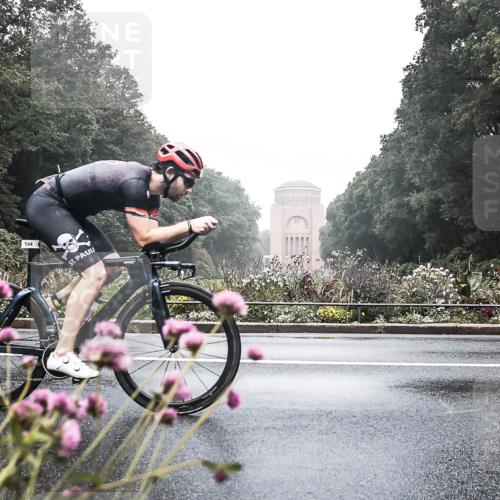 13.09.2026 - Stadtparktriathlon H.Heesch http://msf.ph/oto/10343979 13.09.2026 09:12:20 Radfahren 2, 52, 69, 144, 186 meine-sportfotos.de