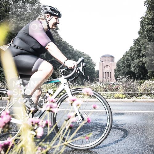 13.09.2026 - Stadtparktriathlon H.Heesch http://msf.ph/oto/10344030 13.09.2026 10:46:54 Radfahren 394, 468, 533 meine-sportfotos.de