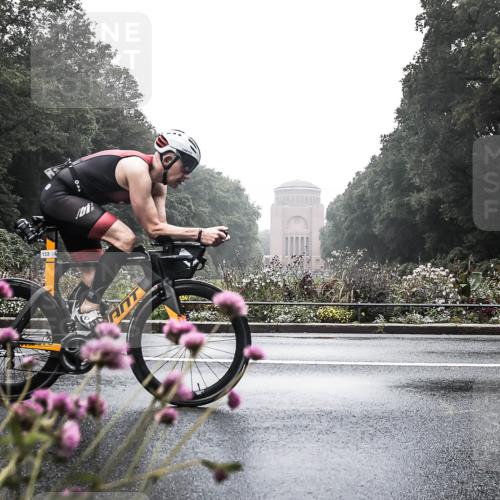 13.09.2026 - Stadtparktriathlon H.Heesch http://msf.ph/oto/10344058 13.09.2026 09:14:11 Radfahren 75, 76, 84, 88, 114, 133 meine-sportfotos.de