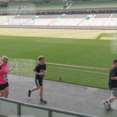 13.09.2026 - 21. swb-Marathon Bremen Michael Burmester http://msf.ph/oto/10344065 13.09.2026 13:29:17 Laufen im Stadion 111, 171, 220, 422, 476, 478, 685, 729, 754, 767, 829, 925, 986, 1079, 1217, 1220, 1242, 1270, 1298, 1325, 1384, 1496, 1615, 1633, 1634, 1741, 1777, 1886, 1958, 1983, 2238, 2263, 2326, 2365, 2436, 2449, 2472, 2502, 2546, 2574, 2593, 2738, 2740, 2743, 2830, 2862, 2868, 2924, 2991, 3020, 3053, 3061, 3129, 3154, 3238, 3274, 3286, 3321, 3361, 3563, 3589, 3594, 3595, 3605, 3678, 3694, 3755, 3758, 3798, 3826, 3853, 3898, 3929, 3953, 3965, 3971, 3987, 4011, 4056, 4108, 4238 meine-sportfotos.de