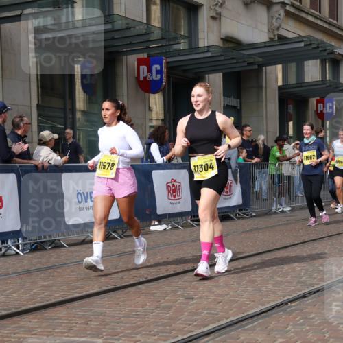 13.09.2026 - 21. swb-Marathon Bremen Strokosch-Dieckow http://msf.ph/oto/10344077 13.09.2026 11:08:59 Ziel 10314, 10321, 10556, 10570, 10630, 10664, 10686, 10694, 10769, 10823, 10981, 10983, 11091, 11138, 11225, 11304, 11578, 11764, 11882, 11883, 11914, 11915, 11987, 11995, 12155, 12322, 12337, 12491, 12532, 12554, 13607, 10217, 10399, 10455, 10469, 10599, 10609, 11011, 11053, 11074, 11358, 11421, 11434, 11531, 11710, 11718, 11812, 11834, 11905, 12192, 12256, 12353, 12438, 12517, 12554 meine-sportfotos.de