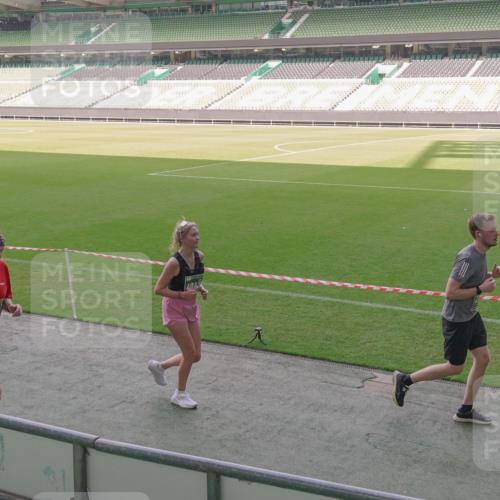 13.09.2026 - 21. swb-Marathon Bremen Michael Burmester http://msf.ph/oto/10344099 13.09.2026 13:29:21 Laufen im Stadion 111, 171, 220, 405, 422, 476, 478, 685, 729, 754, 767, 829, 925, 986, 1079, 1217, 1220, 1242, 1270, 1298, 1325, 1384, 1496, 1615, 1633, 1634, 1741, 1777, 1886, 1958, 1983, 2238, 2263, 2326, 2365, 2436, 2449, 2472, 2546, 2574, 2593, 2738, 2740, 2743, 2830, 2862, 2868, 2924, 2991, 3020, 3053, 3061, 3129, 3154, 3238, 3274, 3286, 3321, 3361, 3563, 3589, 3594, 3595, 3605, 3678, 3694, 3755, 3758, 3798, 3826, 3853, 3898, 3929, 3953, 3965, 3971, 3987, 4011, 4056, 4108, 4238 meine-sportfotos.de