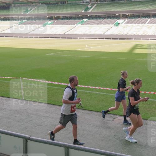 13.09.2026 - 21. swb-Marathon Bremen Michael Burmester http://msf.ph/oto/10344123 13.09.2026 13:29:23 Laufen im Stadion 111, 171, 220, 405, 422, 476, 478, 685, 729, 754, 767, 829, 925, 986, 1079, 1217, 1220, 1242, 1270, 1298, 1325, 1384, 1496, 1615, 1633, 1634, 1741, 1777, 1811, 1886, 1983, 2238, 2263, 2326, 2365, 2436, 2449, 2472, 2546, 2574, 2593, 2738, 2740, 2743, 2830, 2862, 2868, 2924, 2991, 3020, 3053, 3061, 3129, 3154, 3238, 3274, 3286, 3321, 3361, 3563, 3589, 3594, 3595, 3605, 3678, 3694, 3755, 3758, 3798, 3826, 3853, 3898, 3929, 3953, 3965, 3971, 3987, 4011, 4056, 4108, 4238 meine-sportfotos.de