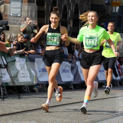13.09.2026 - 21. swb-Marathon Bremen Strokosch-Dieckow http://msf.ph/oto/10344125 13.09.2026 13:27:34 Ziel 242, 1493, 1494, 2454, 3273, 3385, 3496, 4121, 4397, 4558, 4563, 6071, 6288, 6776, 7072, 7849, 8219, 9159, 9343, 9760, 9878, 10112, 10113, 13147, 440, 534, 762, 857, 1932, 2686, 3013, 3135, 3460, 3970, 4421, 4496, 4593, 4744, 5557, 6067, 7042, 7138, 7358, 8351, 9494, 9727, 13198 meine-sportfotos.de